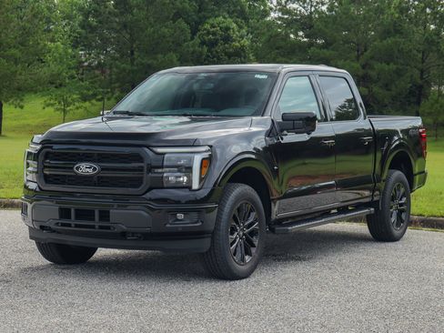 New 2026 Ford F150 Lariat w/ Equipment Group 501A Mid AWD/4WD image 3