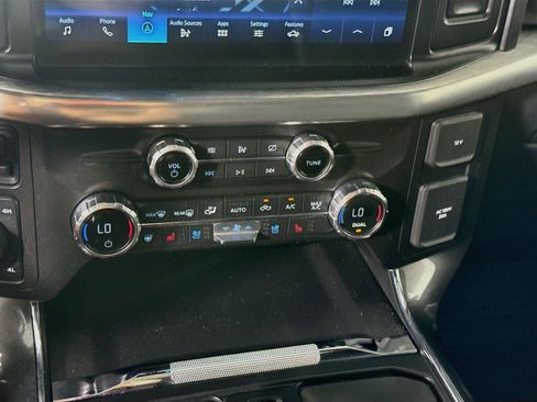 Used 2021 Ford F150 Lariat w/ Equipment Group 502A High AWD/4WD image 11