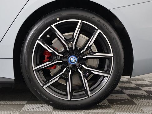 Certified 2023 BMW i4 eDrive40 w/ M Sport Package RWD image 15