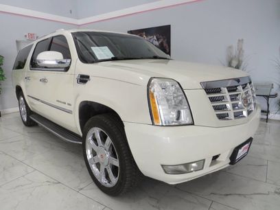 Used 2014 Cadillac Escalade ESV Luxury