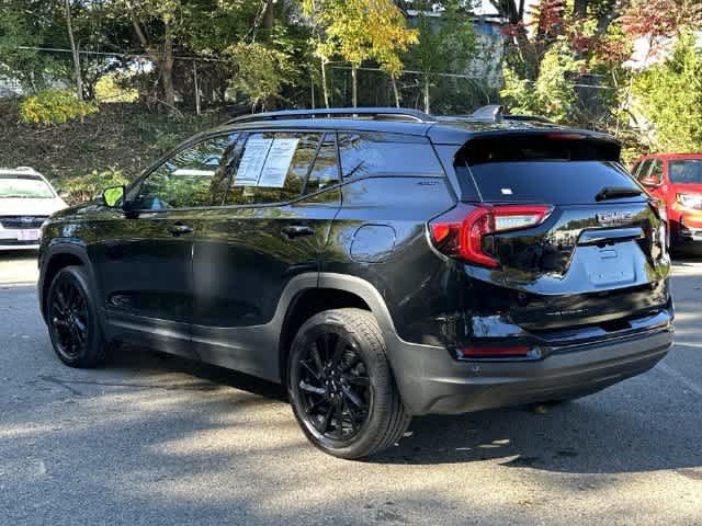 Used 2023 GMC Terrain SLT w/ Infotainment Package II AWD/4WD image 22