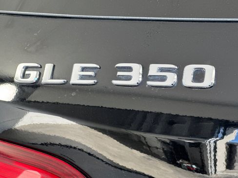 Certified 2017 Mercedes-Benz GLE 350 4MATIC image 21