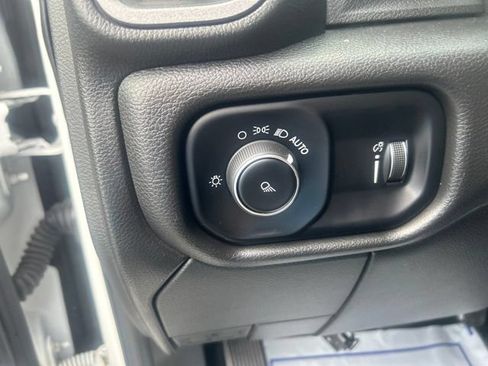 Used 2024 RAM 3500 Tradesman w/ Chrome Appearance Group AWD/4WD image 24