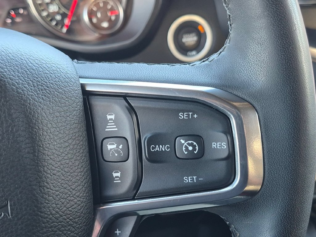 Used 2025 RAM 1500 Laramie AWD/4WD image 13