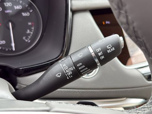 New 2026 Cadillac XT5 Premium Luxury w/ Driver Assist Package image 17