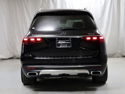 Certified 2026 Mercedes-Benz GLS 450 4MATIC image 7