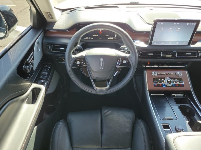 Used 2023 Lincoln Aviator Reserve w/ Equipment Group 201A AWD/4WD image 27