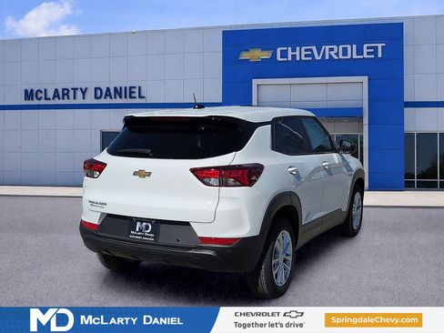 New 2026 Chevrolet TrailBlazer LS w/ LS Convenience Package FWD image 5