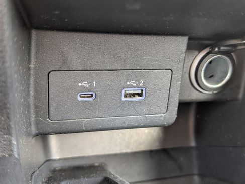 Used 2022 Nissan Kicks SV image 17