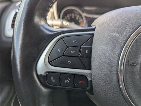 Used 2020 Jeep Compass Latitude w/ Popular Equipment Group AWD/4WD image 13