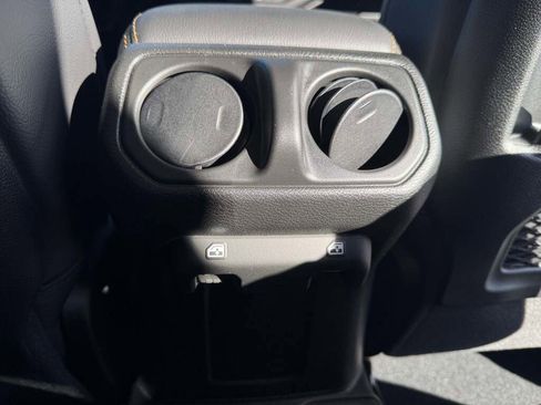 New 2026 Jeep Gladiator Sport image 23