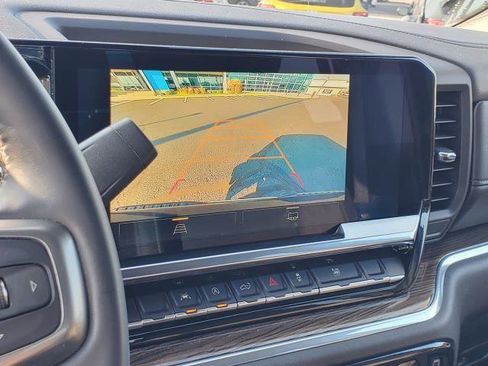 Used 2025 Chevrolet Silverado 1500 LT image 18