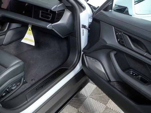 New 2026 Porsche Taycan GTS image 25
