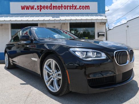 Used 2013 BMW 750Li RWD image 6