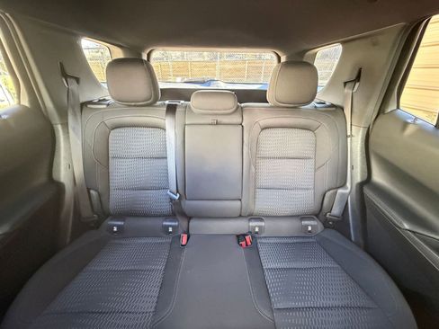 Used 2025 Chevrolet Equinox LT image 37