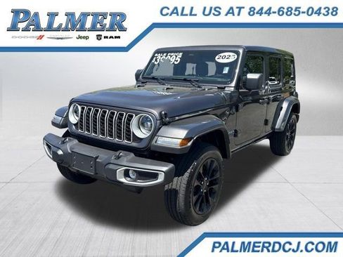Used 2025 Jeep Wrangler Unlimited Sahara w/ Safety Group AWD/4WD image 1