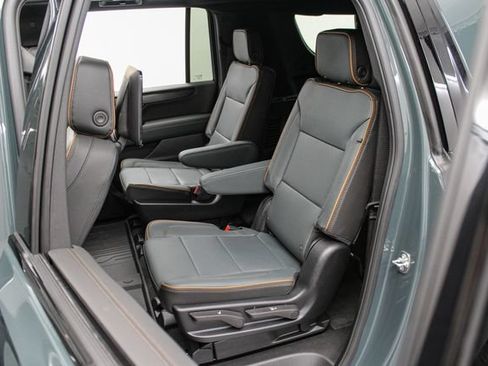New 2026 GMC Yukon XL AT4 w/ AT4 Premium Plus Package AWD/4WD image 27