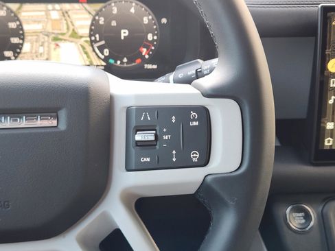 Used 2025 Land Rover Defender 110 S AWD/4WD image 25