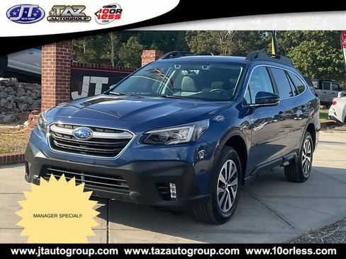 Used 2022 Subaru Outback Premium image 3