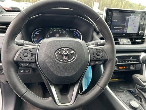 Used 2021 Toyota RAV4 XSE AWD/4WD image 8