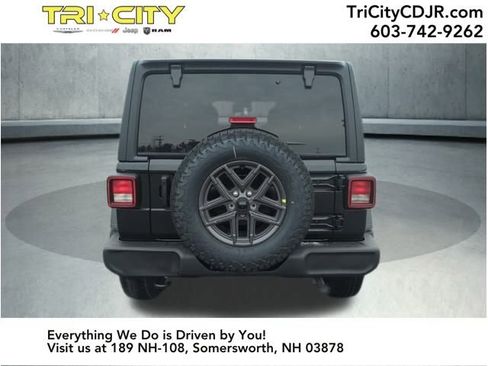 New 2026 Jeep Wrangler Unlimited Sport image 4