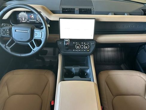 Used 2026 Land Rover Defender 110 S AWD/4WD image 12