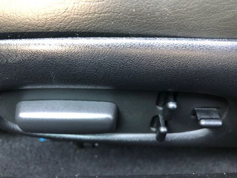 Used 2000 Chevrolet Corvette Convertible w/ Memory Pkg image 22