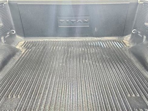 Used 2024 Nissan Titan SV w/ SV Convenience Package image 10