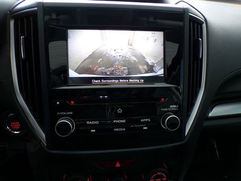 Used 2023 Subaru Forester Premium image 13