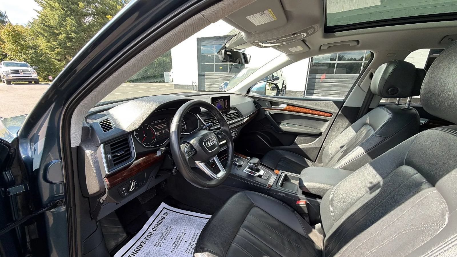 Used 2018 Audi Q5 2.0T Premium w/ Convenience Package AWD/4WD image 18