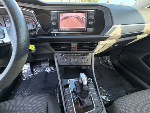 Used 2019 Volkswagen Jetta S w/ Driver Assistance Package FWD image 13