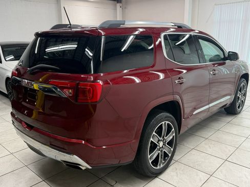 Used 2017 GMC Acadia Denali w/ Technology Package FWD image 9