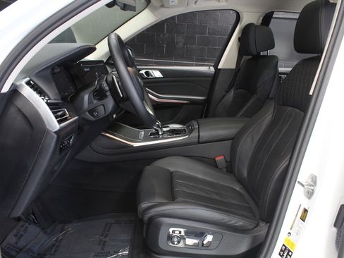 Used 2022 BMW X7 xDrive40i w/ Executive Package AWD/4WD image 36