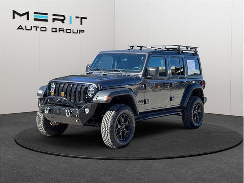 Used 2022 Jeep Wrangler Unlimited Willys image 4