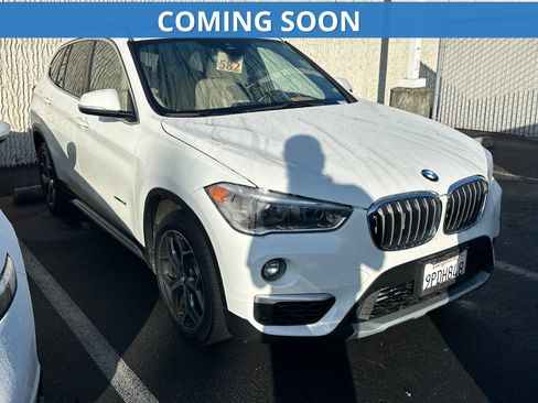 Used 2017 BMW X1 sDrive28i FWD image 1