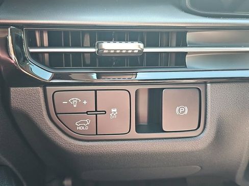 New 2026 Kia Sportage EX FWD image 18