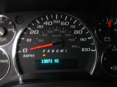 Used 2025 GMC Savana 2500 w/ Driver Convenience Package RWD image 20