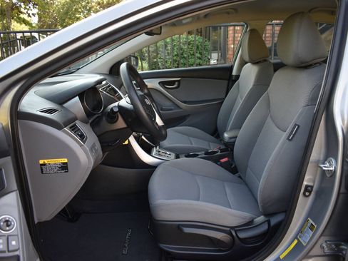 Used 2012 Hyundai Elantra GLS w/ Preferred Pkg 3 FWD image 7