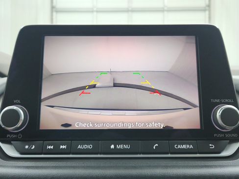 Used 2023 Nissan Rogue SV FWD image 28