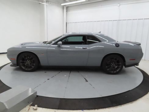Used 2021 Dodge Challenger R/T Scat Pack RWD image 6