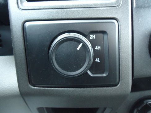 Used 2020 Ford F250 XL w/ Power Equipment Group image 21