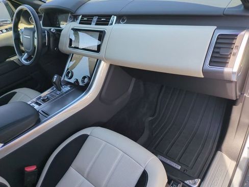 Used 2021 Land Rover Range Rover Sport HSE Dynamic image 19