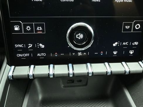 Used 2026 GMC Terrain Elevation w/ Elevation Premium Package AWD/4WD image 14
