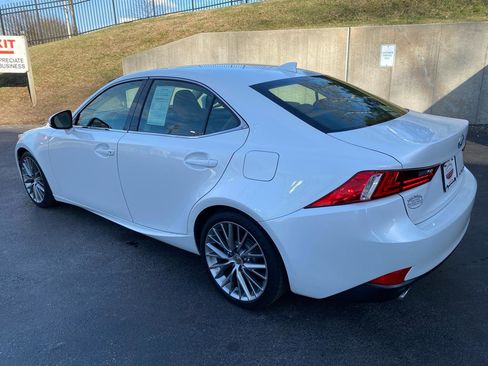 Used 2014 Lexus IS 250 AWD w/ Navigation Package image 2