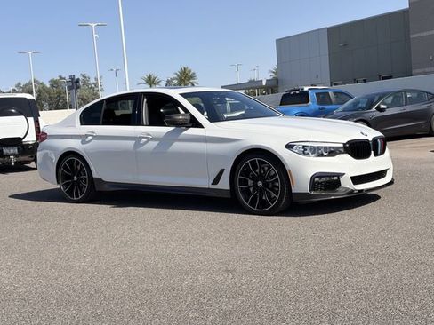 Used 2018 BMW 540i xDrive w/ M Sport Package image 4