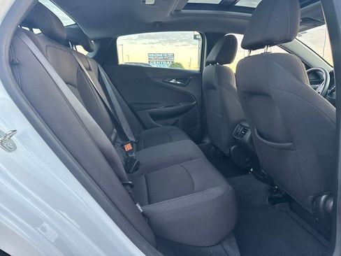 Used 2024 Chevrolet Malibu LT image 13