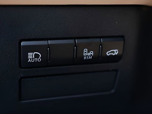 Used 2019 Lexus NX 300 FWD w/ Comfort Package image 27