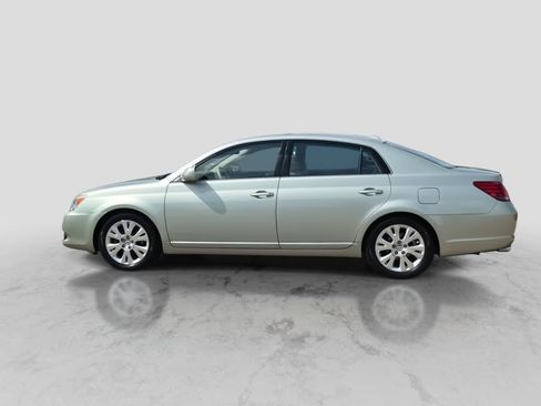 Used 2008 Toyota Avalon XLS FWD image 5