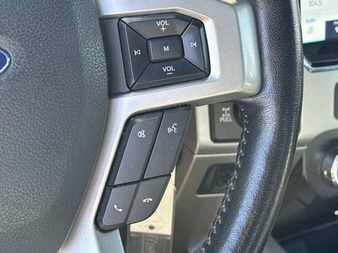 Used 2022 Ford F350 Lariat w/ FX4 Off-Road Package image 29