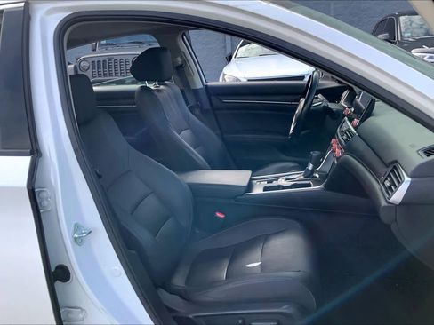 Used 2021 Honda Accord EX-L image 8